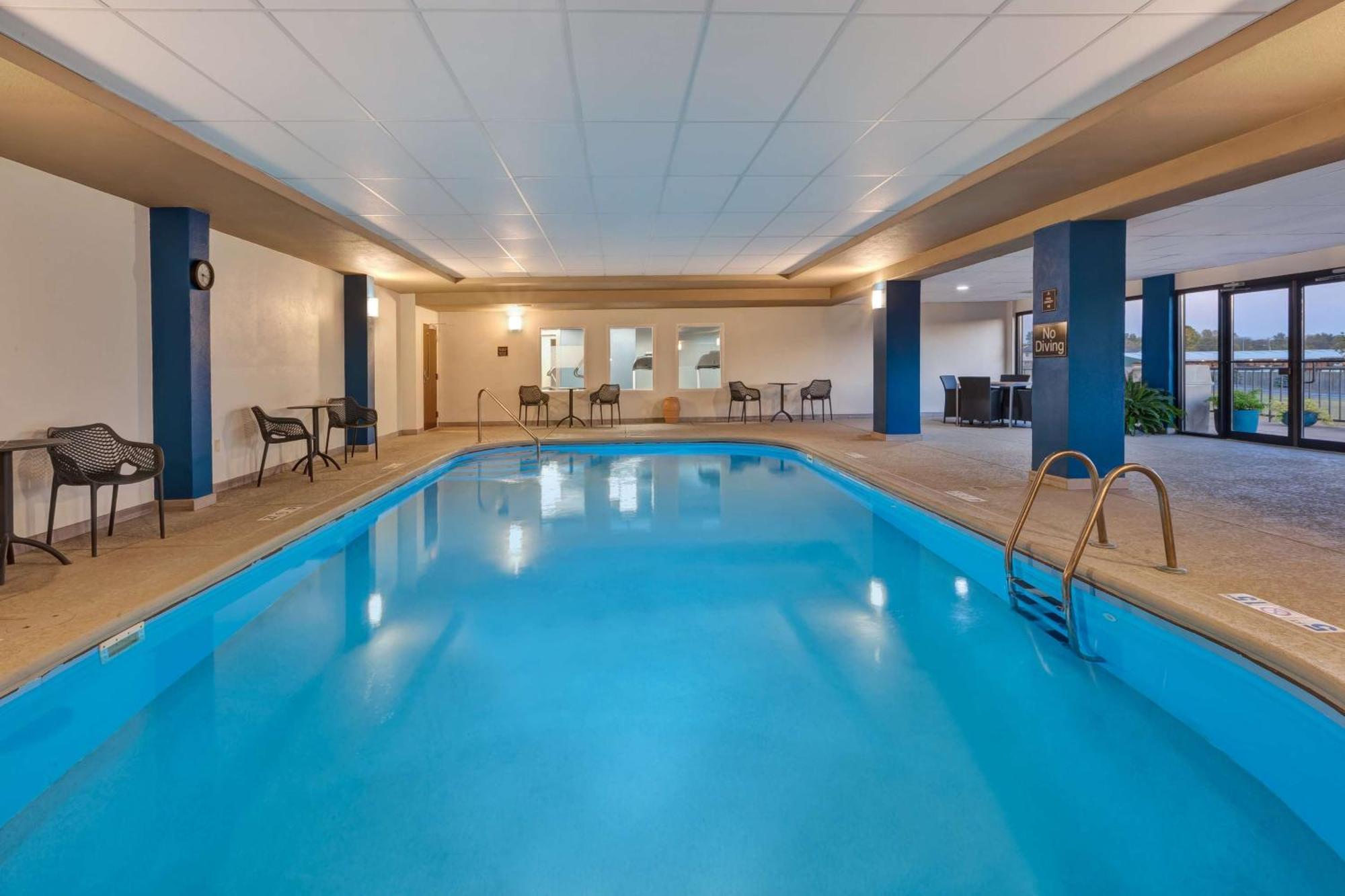 Hampton Inn Princeton Ngoại thất bức ảnh